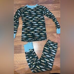 Kids Bamboo pajamas, Fish Pattern, dark green, size 7/8